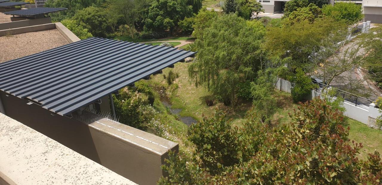 Tyger Waterfront Luxurious And Central Cape Town
